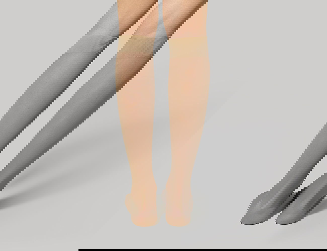 Graduated Compression Knee-High Socks for Women 140 DEN